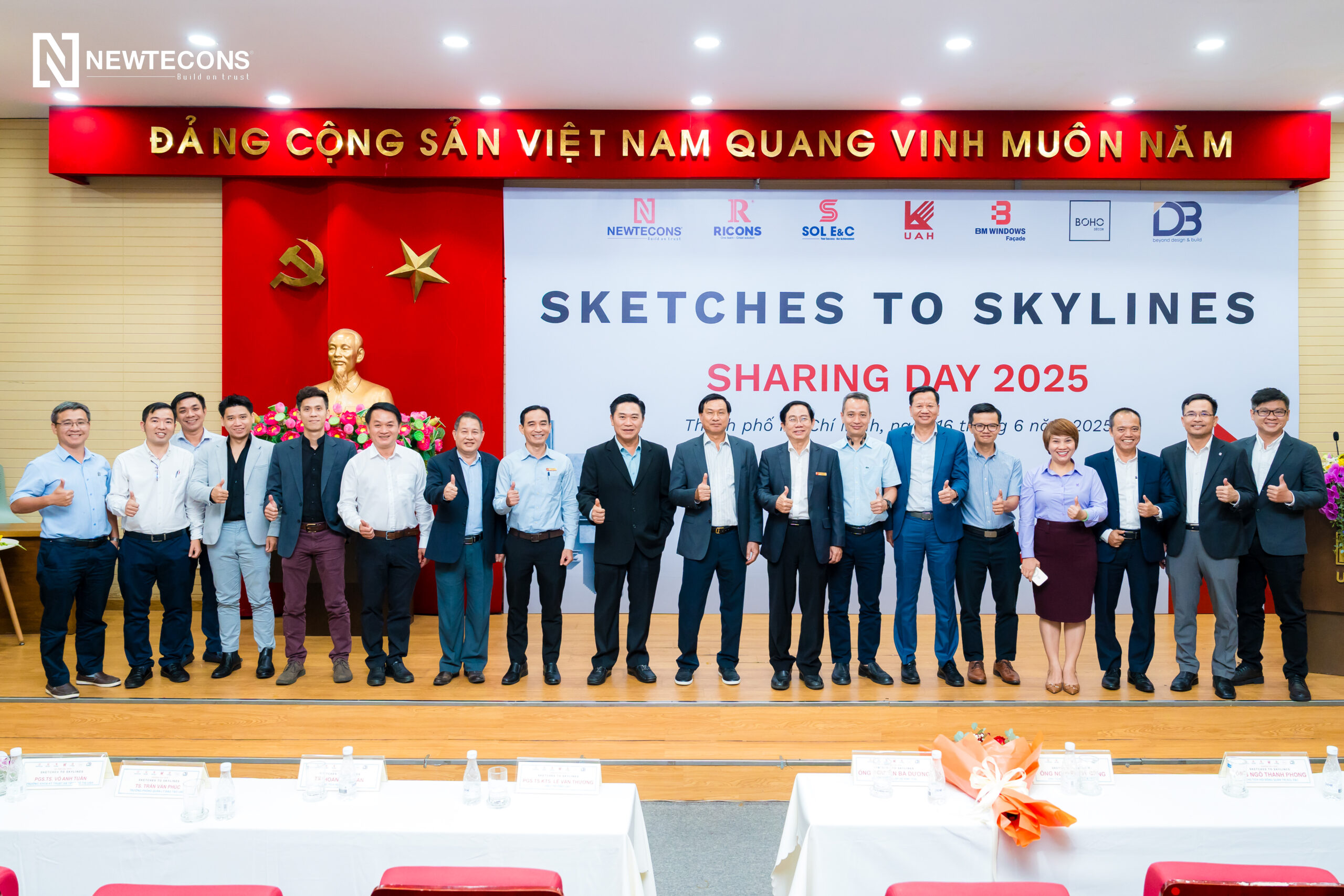 SKETCHES TO SKYLINES – BUỔI CHIA SẺ TRUYỀN CẢM HỨNG CỦA BAN LÃNH ĐẠO HỆ SINH THÁI TẠI ĐẠI HỌC KIẾN TRÚC TP.HCM